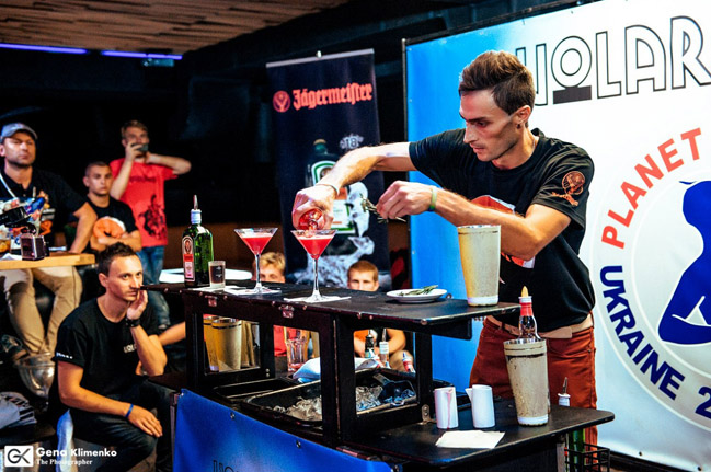 3 тур национального чемпионата flair-барменов "Planet Z - Flair Open 2014" прошел в Днепропетровске