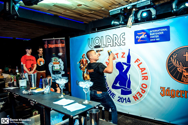 Финальная битва национального чемпионата барменов определит лучшего flair-бармена Украины