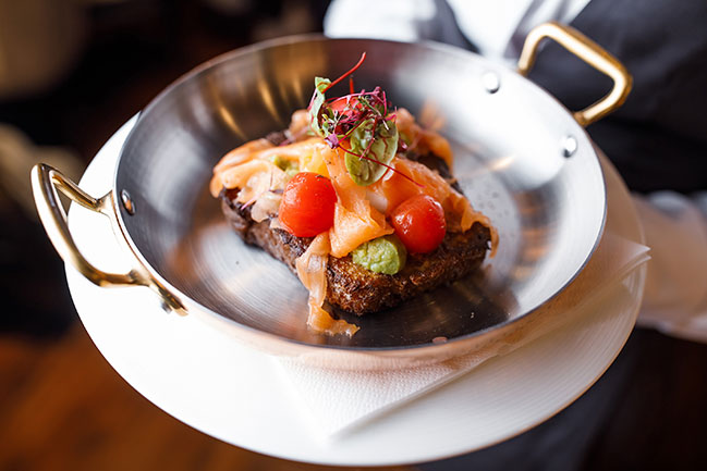 Нове місце (Киев): ресторанний комплекс Fenix запрошує на сніданок Нове місце (Киев): ресторанний комплекс Fenix запрошує на сніданок