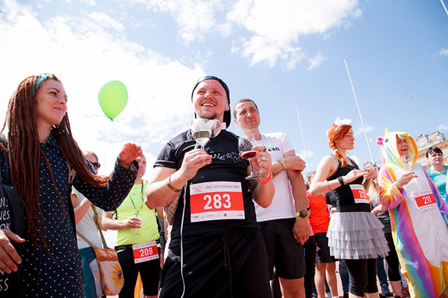 Сир і вино в весняному форматі: в Києві пройде 12-й фестиваль Kyiv Food and Wine Festival Сир і вино в весняному форматі: в Києві пройде 12-й фестиваль Kyiv Food and Wine Festival
