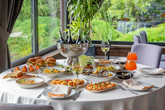 Безлімітний seafood brunch у ресторані Forrest Club Безлімітний seafood brunch у ресторані Forrest Club