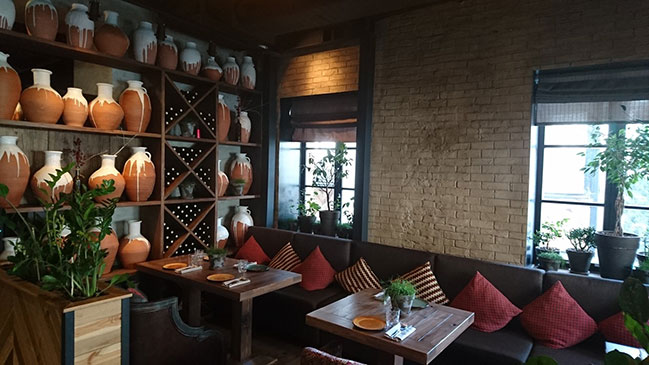 Ресторан Хачапурі і Вино тепер на Подолі Ресторан Хачапурі і Вино тепер на Подолі