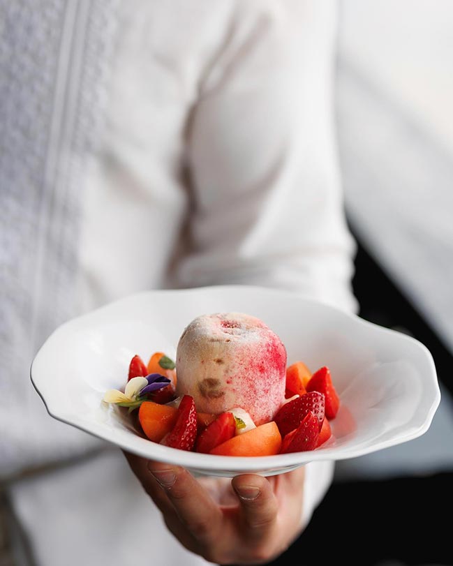 Фестиваль морозива у ресторані Хуторець на Дніпрі