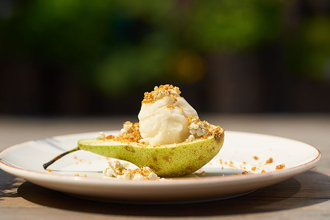 Игра фантазии и вкусов. Третий фестиваль мороженого в ресторанах La Famiglia Игра фантазии и вкусов. Третий фестиваль мороженого в ресторанах La Famiglia