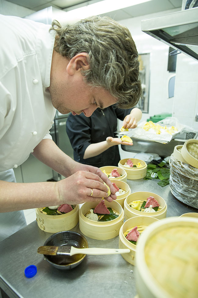 В ресторані IKIGAI відбулася презентація Дім Сам меню від Джонатана Кертіса В ресторані IKIGAI відбулася презентація Дім Сам меню від Джонатана Кертіса