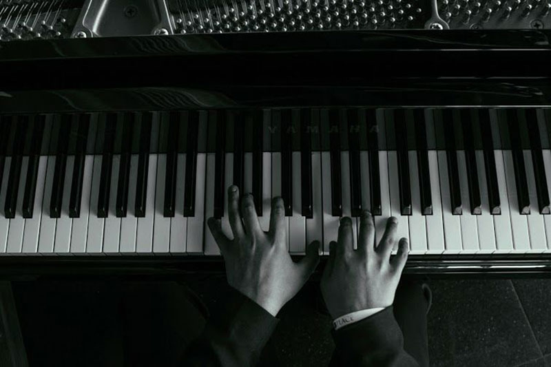 Гид от RestOn: куда идти 20-21 апреля в заведения Киева Гид от RestOn: куда идти 20-21 апреля в заведения Киева