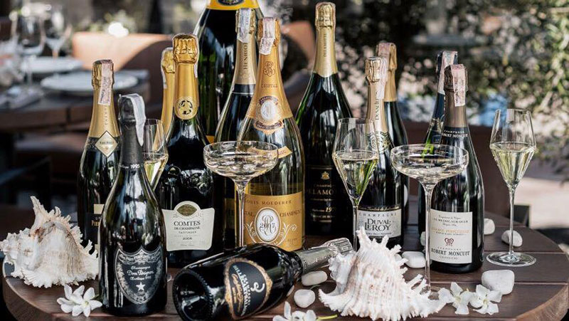 Гід від RestOn: куди йти 28-30 червня в заклади Києва Гід від RestOn: куди йти 28-30 червня в заклади Києва