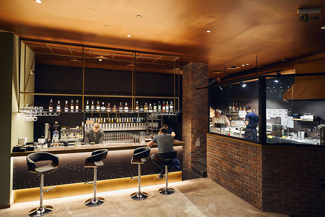 В Киеве открылся новый пивной ресторан возле ТЦ Олимпийский В Киеве открылся новый пивной ресторан возле ТЦ Олимпийский