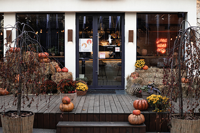 Moon Rabbits на Великій Васильківській: зміна концепції та новий шеф