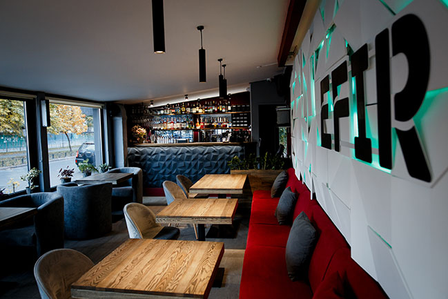 Нове місце (Київ): кальян-бар EFIR на Антоновича Нове місце (Київ): кальян-бар EFIR на Антоновича