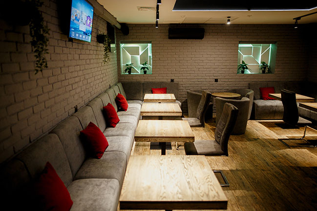 Нове місце (Київ): кальян-бар EFIR на Антоновича Нове місце (Київ): кальян-бар EFIR на Антоновича