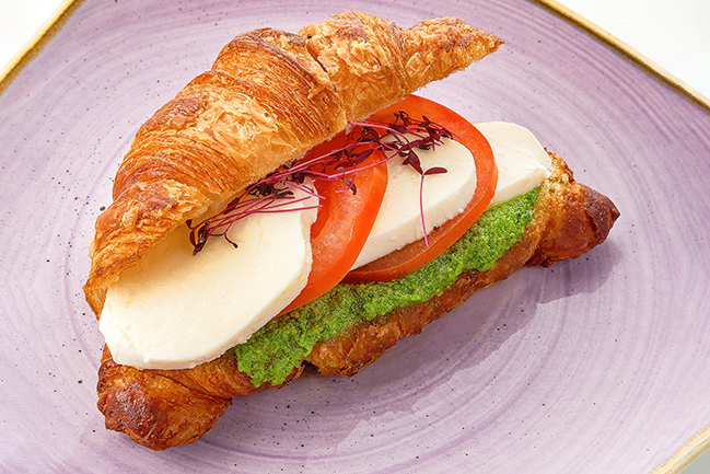 Нове місце (Київ): Європейські десерти в Lila Cake на Золотих Воротах Нове місце (Київ): Європейські десерти в Lila Cake на Золотих Воротах