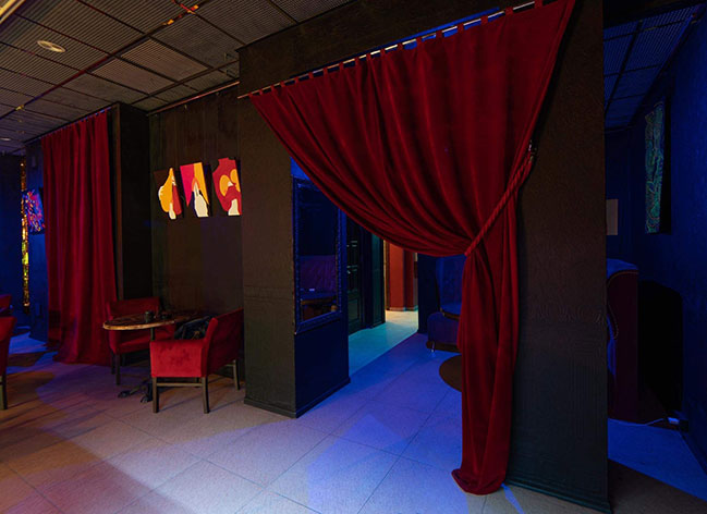 Нове місце (Київ): F Bar на Подолі Нове місце (Київ): F Bar на Подолі