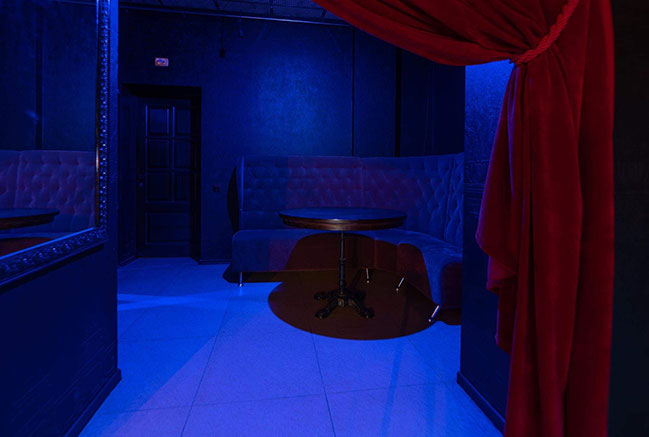 Нове місце (Київ): F Bar на Подолі Нове місце (Київ): F Bar на Подолі