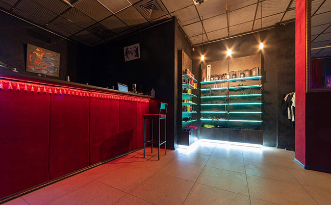 Нове місце (Київ): F Bar на Подолі Нове місце (Київ): F Bar на Подолі