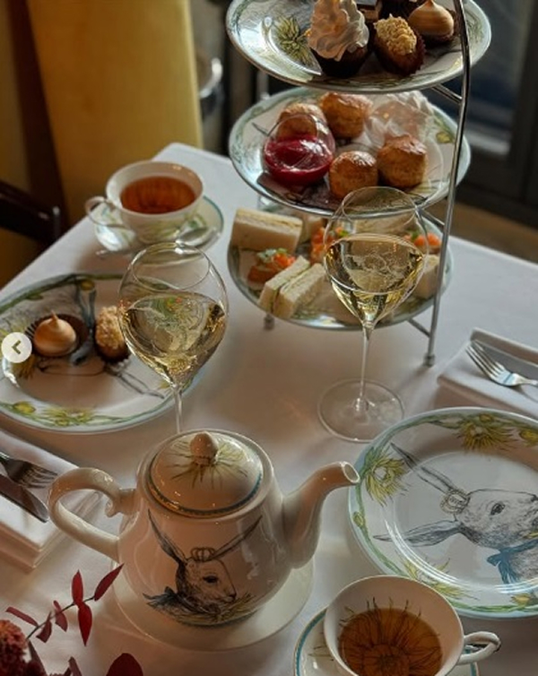 Чайна церемонія в ресторані Citronelle Чайна церемонія в ресторані Citronelle