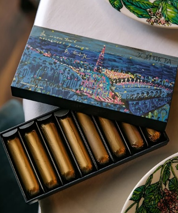 Шоколадні цукерки "Зорі Києва" в ресторані "Citronelle" Шоколадні цукерки "Зорі Києва" в ресторані "Citronelle"