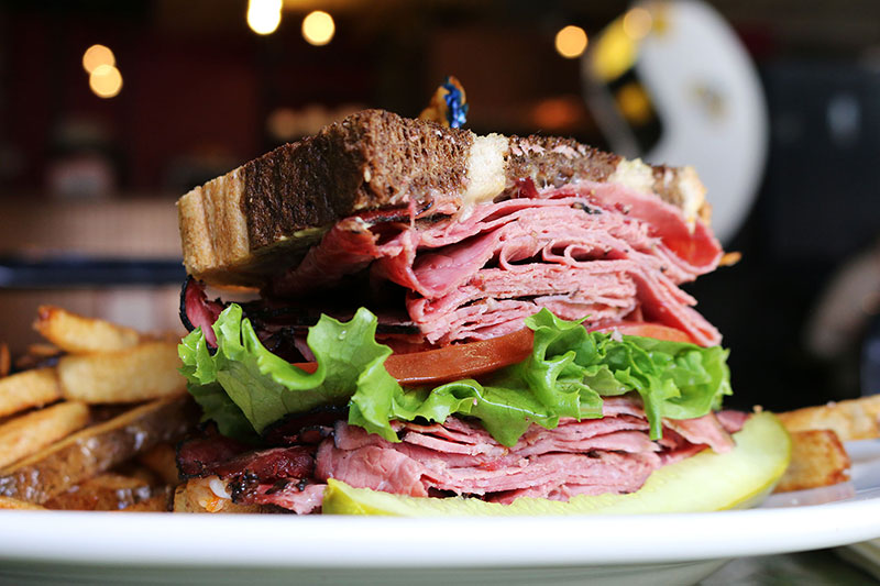 10 американських страв в ресторанах Києва 10 американських страв в ресторанах Києва