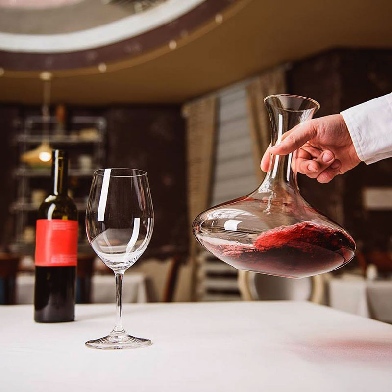 Зазирнути на вогник маяка – італійський ресторан Al Faro на Великій Васильківській Зазирнути на вогник маяка – італійський ресторан Al Faro на Великій Васильківській