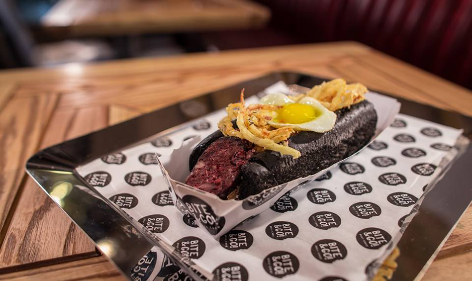 Новое место (Киев): уличная еда в кафе Bite&Go Новое место (Киев): уличная еда в кафе Bite&Go