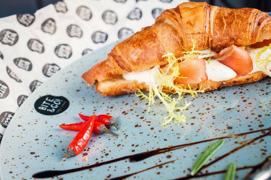 Новое место (Киев): уличная еда в кафе Bite&Go Новое место (Киев): уличная еда в кафе Bite&Go