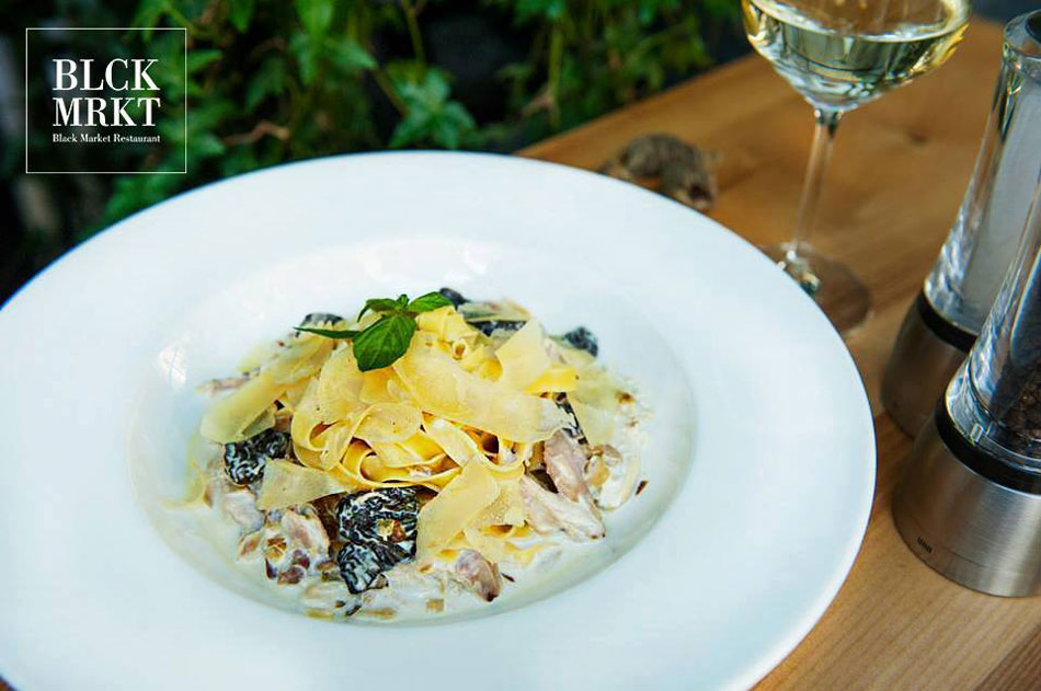 Новое заведение (Киев): Black Market Restaurant в БЦ Новое заведение (Киев): Black Market Restaurant в БЦ