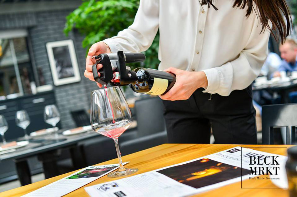 Новое заведение (Киев): Black Market Restaurant в БЦ Новое заведение (Киев): Black Market Restaurant в БЦ