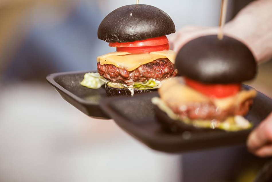 Бургер-Бум: 10 заведений в Киеве, где готовят бургеры Бургер-Бум: 10 заведений в Киеве, где готовят бургеры