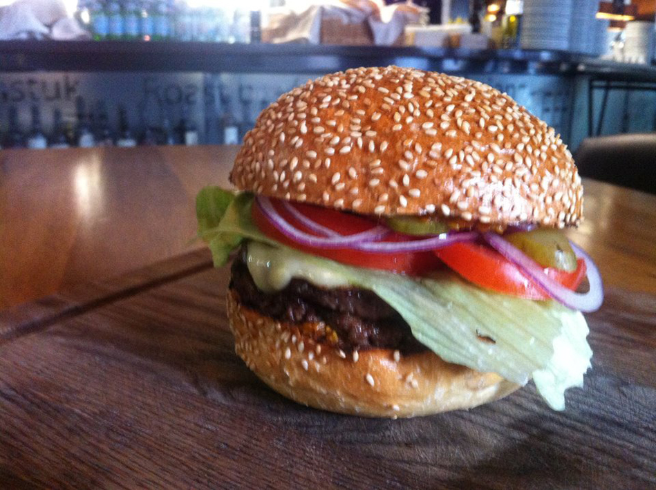 Бургер-Бум: 10 заведений в Киеве, где готовят бургеры Бургер-Бум: 10 заведений в Киеве, где готовят бургеры