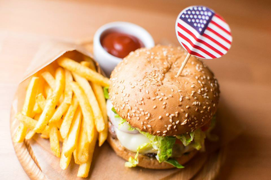 Бургер-Бум: 10 заведений в Киеве, где готовят бургеры Бургер-Бум: 10 заведений в Киеве, где готовят бургеры