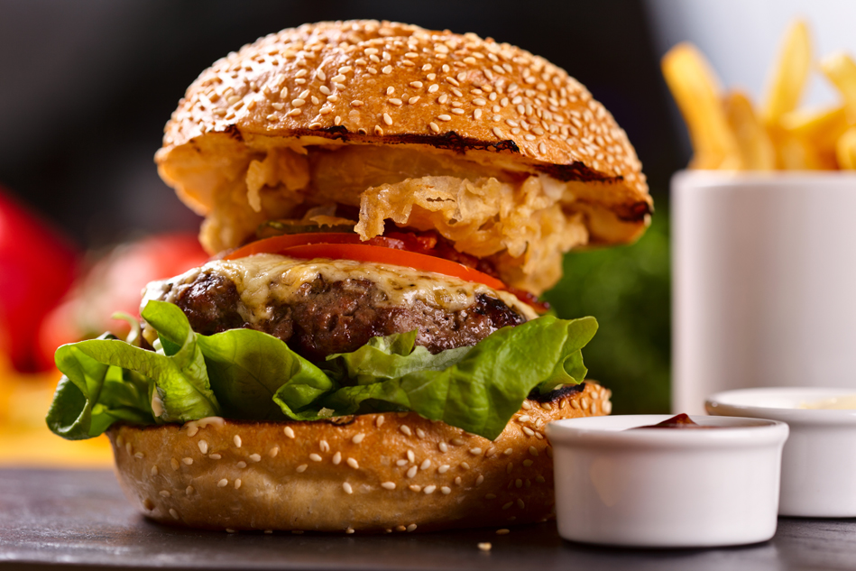 Бургер-Бум: 10 заведений в Киеве, где готовят бургеры Бургер-Бум: 10 заведений в Киеве, где готовят бургеры