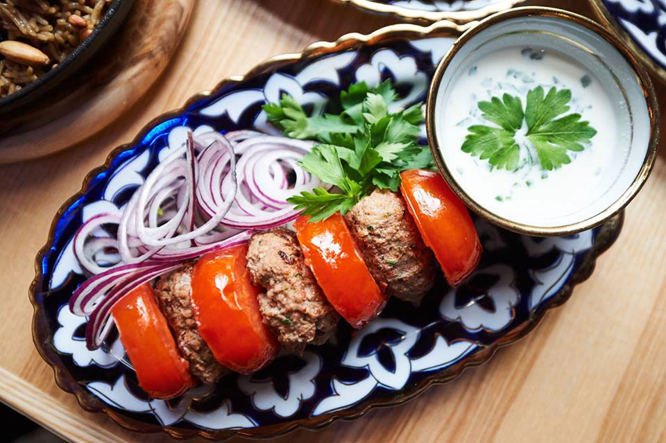 Чайхона Базар на Бессарабке - восточное гостеприимство в центре Киева Чайхона Базар на Бессарабке - восточное гостеприимство в центре Киева