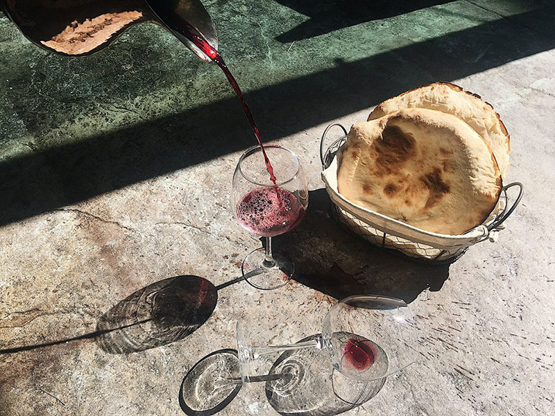 Новое место (Киев): ресторан Чичико — современная Грузия в центре Киева Новое место (Киев): ресторан Чичико — современная Грузия в центре Киева