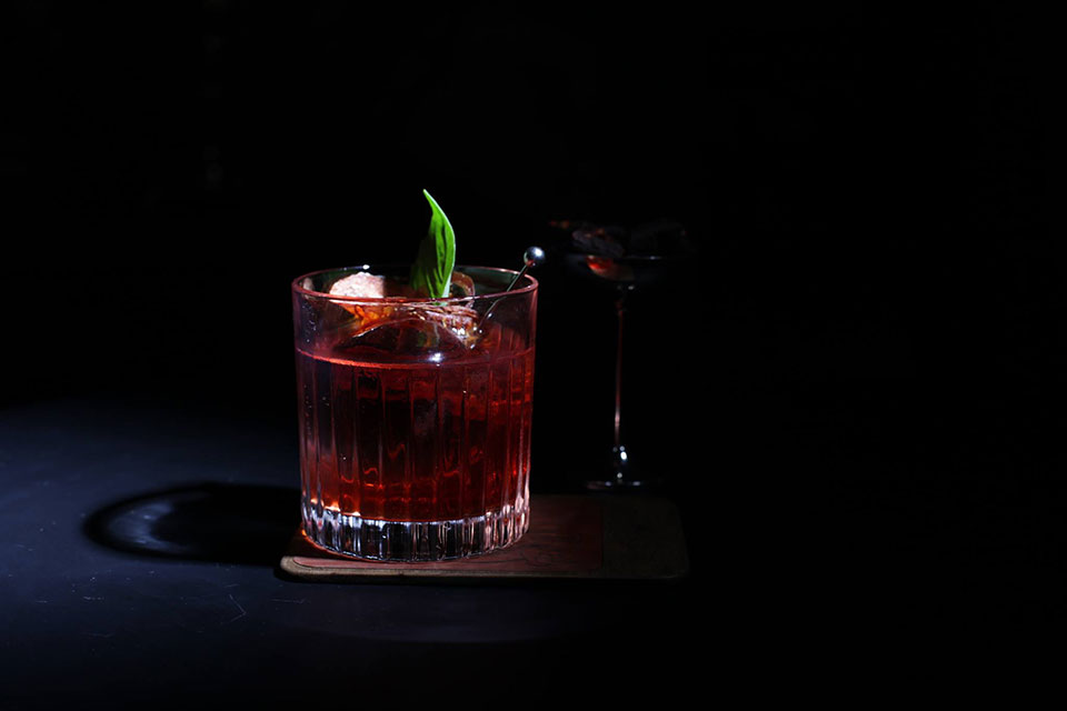 Новое место (Киев): мистический бар De Bosch Новое место (Киев): мистический бар De Bosch