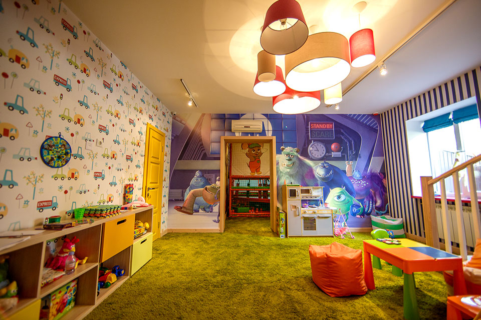 Новое место (Киев): ресторан Fabius на Столичном шоссе Новое место (Киев): ресторан Fabius на Столичном шоссе