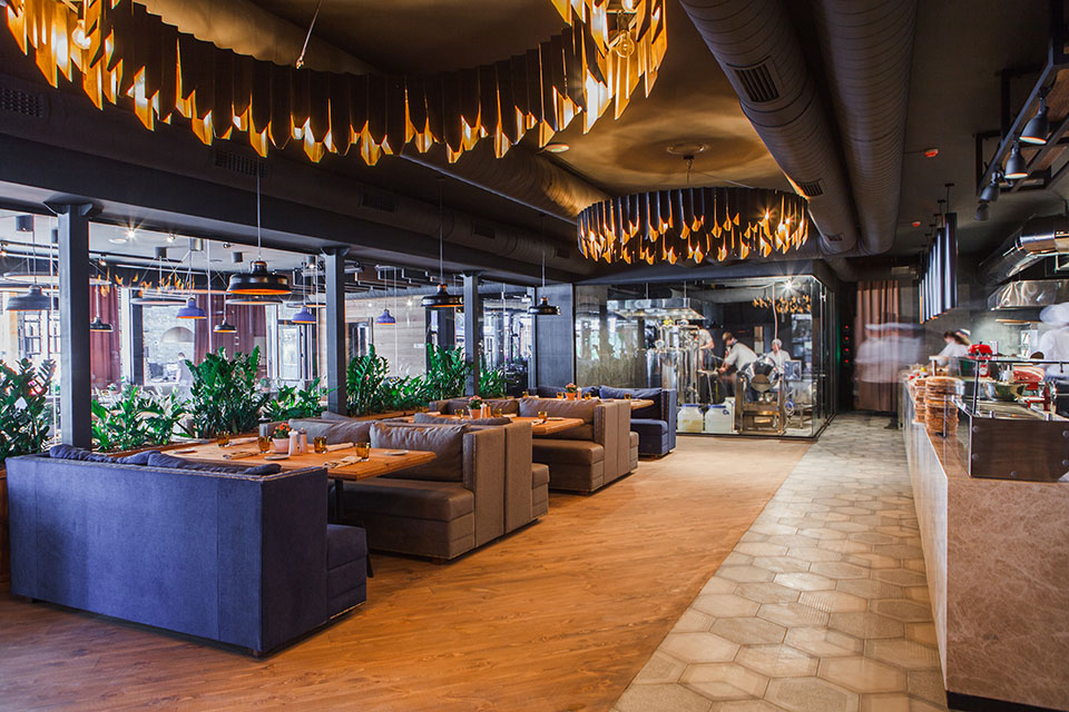 Новое место (Киев): ресторан Fabius на Столичном шоссе Новое место (Киев): ресторан Fabius на Столичном шоссе