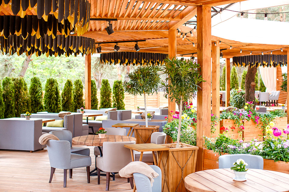 Новое место (Киев): ресторан Fabius на Столичном шоссе Новое место (Киев): ресторан Fabius на Столичном шоссе