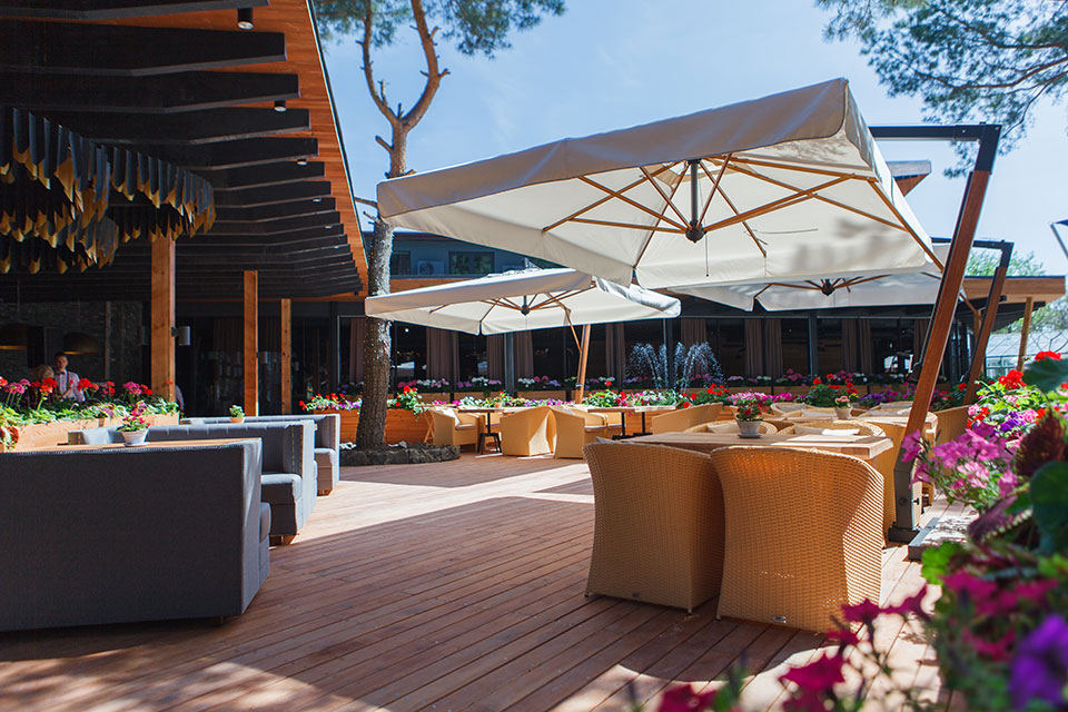 Новое место (Киев): ресторан Fabius на Столичном шоссе Новое место (Киев): ресторан Fabius на Столичном шоссе