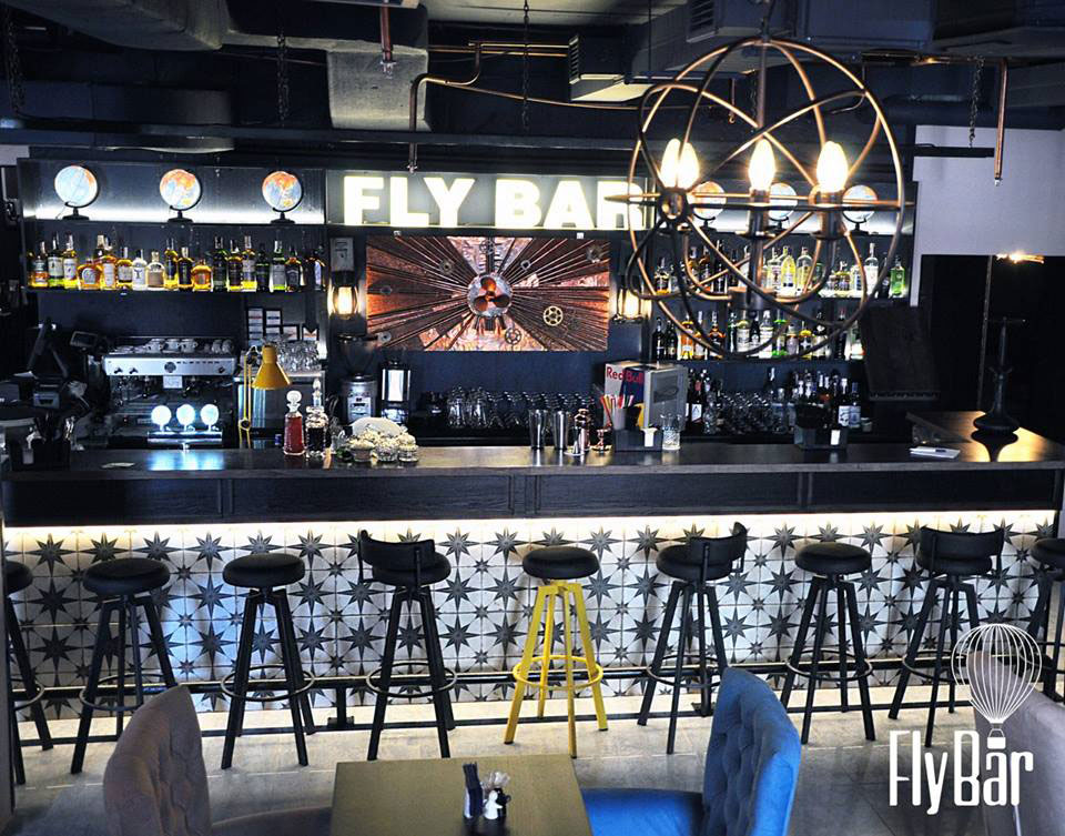 FLY BAR на Сагайдачного (Киев) - место, где начинается путешествие FLY BAR на Сагайдачного (Киев) - место, где начинается путешествие
