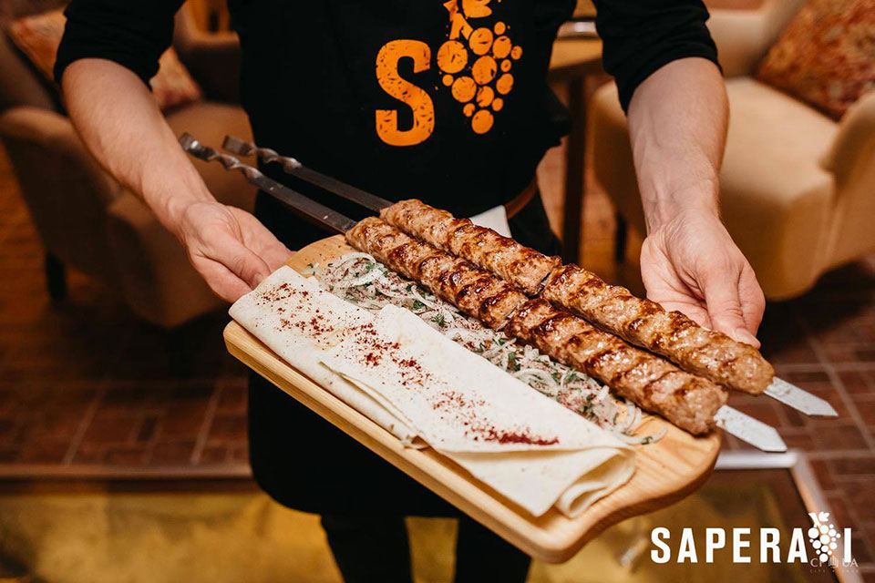 Georgia style: ТОП-10 грузинских блюд, которые можно попробовать в ресторанах Киева Georgia style: ТОП-10 грузинских блюд, которые можно попробовать в ресторанах Киева