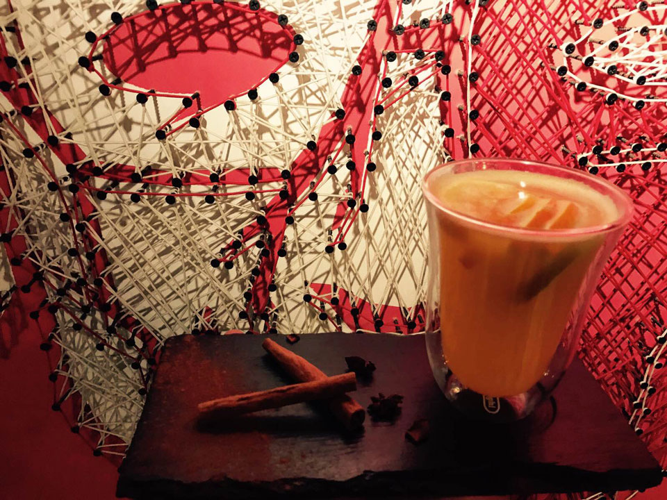 Повышаем градус: 8 ресторанов Киева, где можно согреться глинтвейном и не только