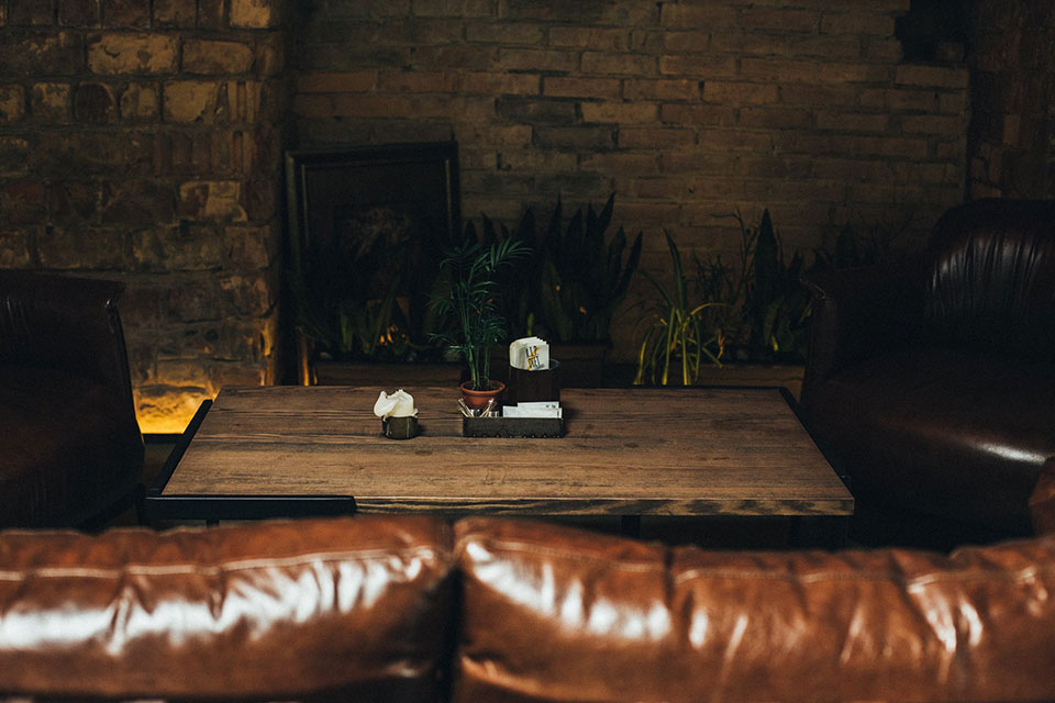 Новое место (Киев): заведение Hangover на Грушевского Новое место (Киев): заведение Hangover на Грушевского