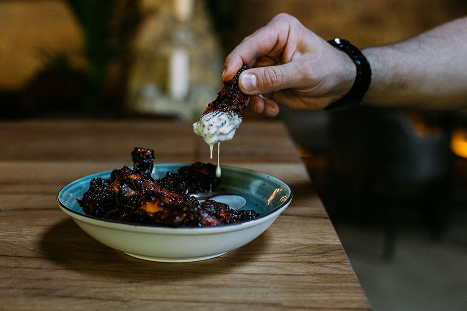 Новое место (Киев): заведение Hangover на Грушевского Новое место (Киев): заведение Hangover на Грушевского