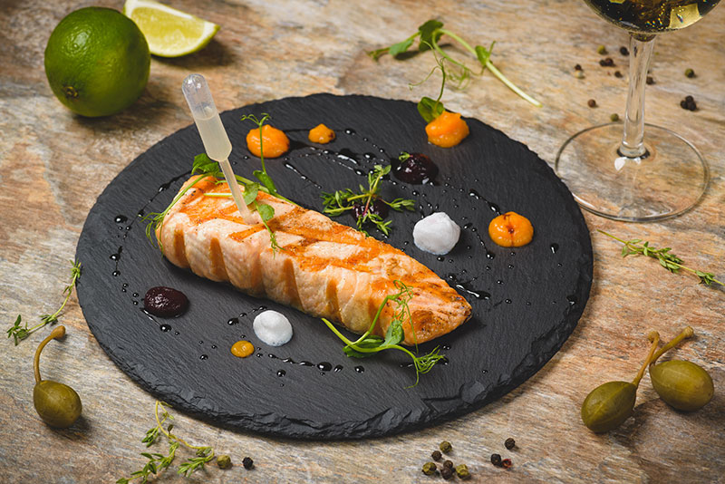 Новое место (Киев): концептуальный ресторан HayLoft на ВДНХ Новое место (Киев): концептуальный ресторан HayLoft на ВДНХ