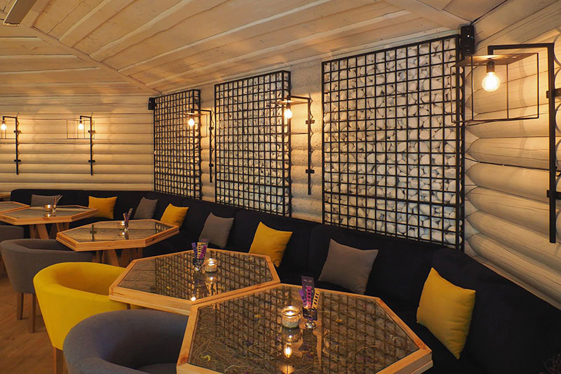 Новое место (Киев): концептуальный ресторан HayLoft на ВДНХ Новое место (Киев): концептуальный ресторан HayLoft на ВДНХ