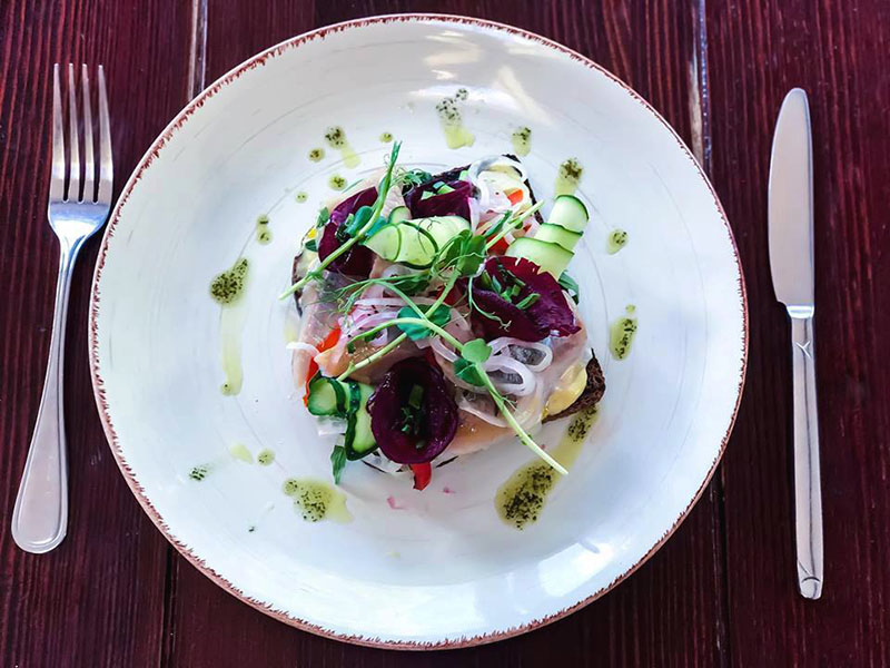 Новое место (Киев): концептуальный ресторан HayLoft на ВДНХ Новое место (Киев): концептуальный ресторан HayLoft на ВДНХ