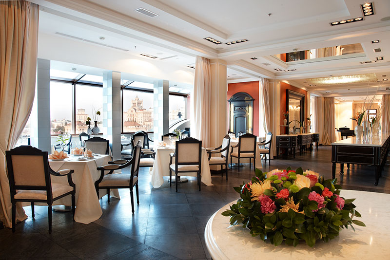 Гастрономічний Київ очима іноземців: ресторани при готелях столиці Гастрономічний Київ очима іноземців: ресторани при готелях столиці