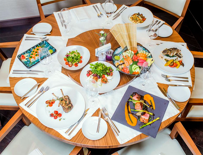 Гастрономічний Київ очима іноземців: ресторани при готелях столиці Гастрономічний Київ очима іноземців: ресторани при готелях столиці