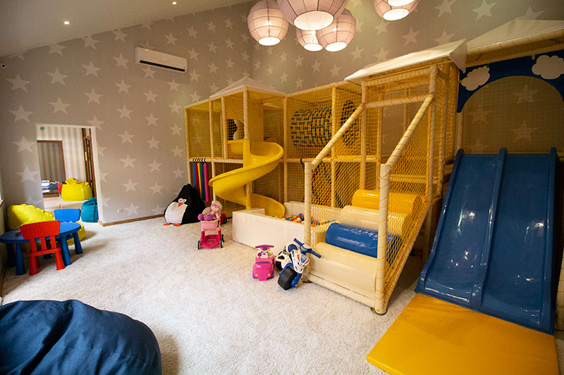 Нове місце: італійський ресторан IL RICCIO на Контрактовій Нове місце: італійський ресторан IL RICCIO на Контрактовій