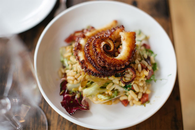 Розмова з експертом: Сергій Стахов про те, як вибирати, зберігати і готувати морепродукти Розмова з експертом: Сергій Стахов про те, як вибирати, зберігати і готувати морепродукти